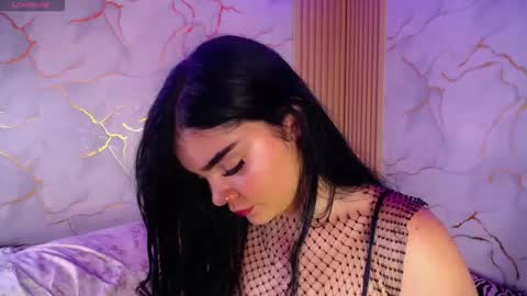 Snapshot of saaraaah_ chatting on 2, 12, 2025 saaraaah_ online show from 2, 12, 2025