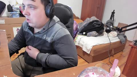 1141323  my Lord Mister Max   moms treasure online show from 17, 12, 2024