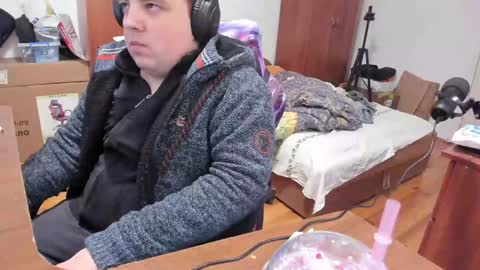 1141323  my Lord Mister Max   moms treasure online show from 30, 12, 2024