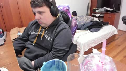 1141323  my Lord Mister Max   moms treasure online show from 7, 1, 2025