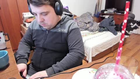 1141323  my Lord Mister Max   moms treasure online show from 16, 1, 2025