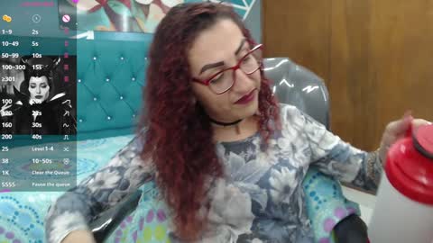 Snapshot of sabrina_dupont chatting on 15, 1, 2025 SABRINA online show from 15, 1, 2025