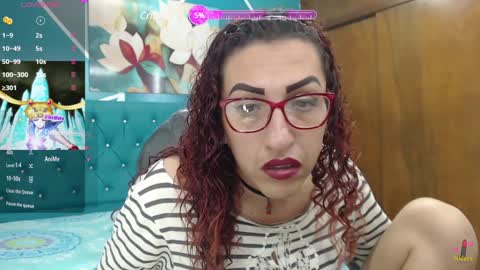 Snapshot of sabrina_dupont chatting on 28, 1, 2025 SABRINA online show from 28, 1, 2025