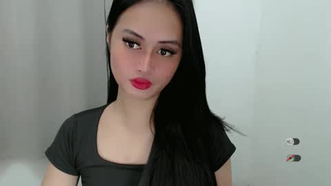 Sabrina online show from 25, 2, 2025