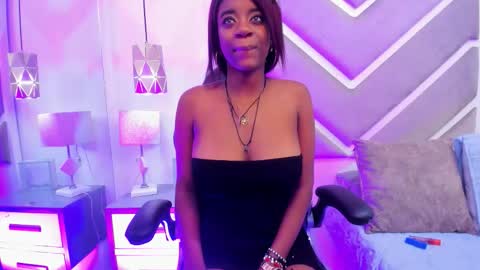 SabrinnaBrownn online show from 13, 10, 2025