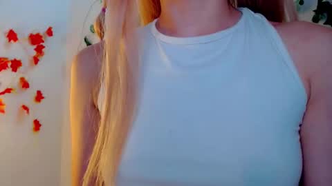 Snapshot of sabrinaexpositoxx chatting on 16, 2, 2025 SABRI online show from 16, 2, 2025