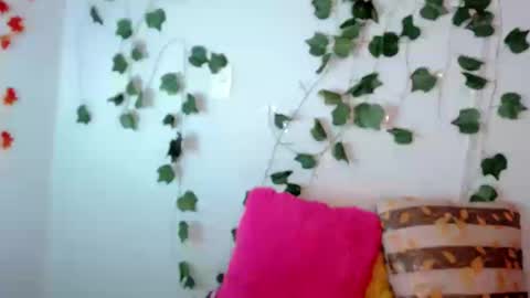 Snapshot of sabrinaexpositoxx chatting on 7, 3, 2025 SABRI online show from 7, 3, 2025