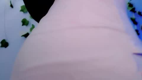 Snapshot of sabrinaexpositoxx chatting on 9, 3, 2025 SABRI online show from 9, 3, 2025