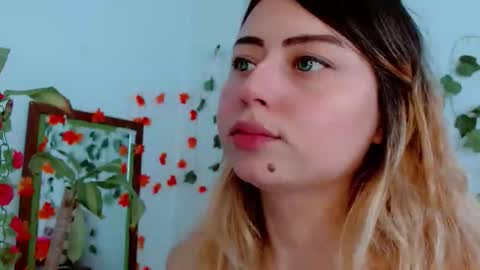 Snapshot of sabrinaexpositoxx chatting on 18, 10, 2025 SABRI online show from 18, 10, 2025