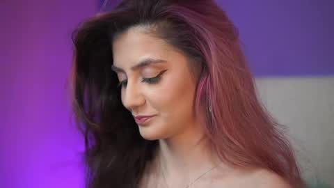  Sabrina  online show from 3, 4, 2026