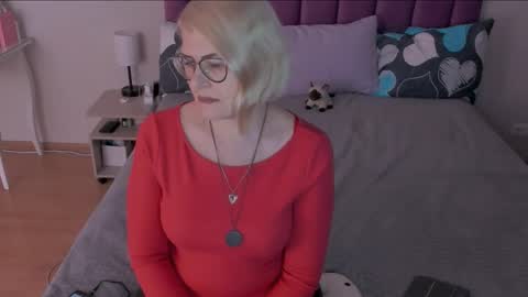 Sabrina MacMarren online show from 16, 2, 2025