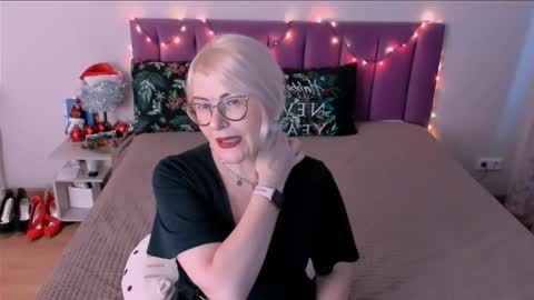 Sabrina MacMarren online show from 6, 1, 2026