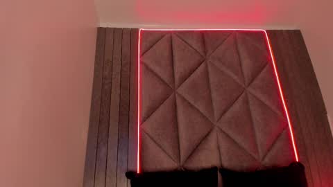 S A B R I N A  online show from 21, 2, 2025