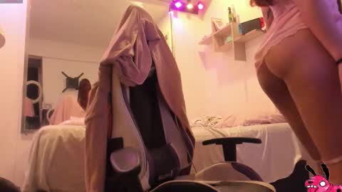 Sabrina  online show from 28, 3, 2026