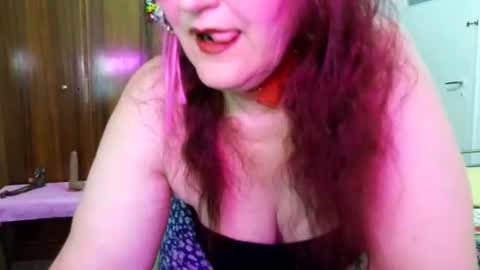 Snapshot of sabrinaxlovess chatting on 6, 7, 2026 SabrinaXlovess online show from 6, 7, 2026