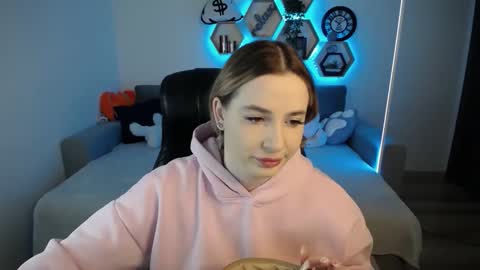 Sabrina Violet online show from 9, 2, 2025