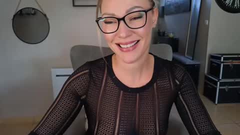 sacha__xx online show from 26, 9, 2025