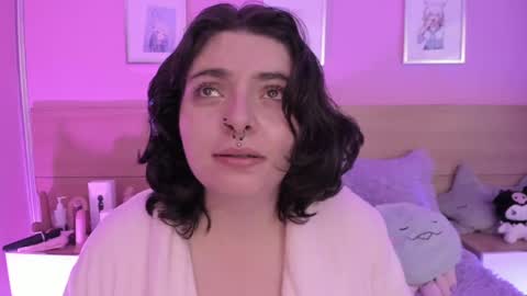 Ig  online show from 15, 2, 2025