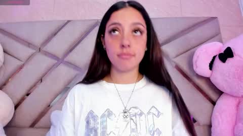    online show from 17, 9, 2025