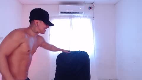 saenz_hotx online show from 13, 12, 2024