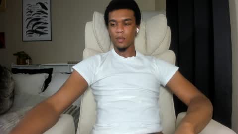 Snapshot of saeonyx chatting on 10, 7, 2026 Saeonyx online show from 10, 7, 2026