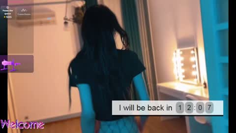 Sage Storm online show from 4, 1, 2025