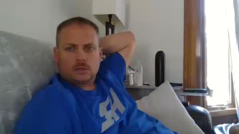 sai20041986 online show from 10, 10, 2025