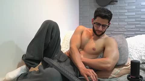 saimon  online show from 10, 3, 2025