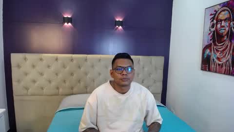 Saipadpuer30 online show from 4, 2, 2025