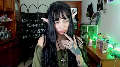    online show from 14, 12, 2025