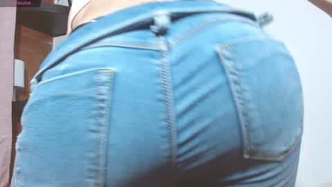 Snapshot of sakura_skinny chatting on 5, 12, 2024 Sakura Skinny online show from 5, 12, 2024