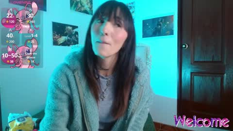 Snapshot of sakura_skinny chatting on 7, 1, 2025 Sakura Skinny online show from 7, 1, 2025