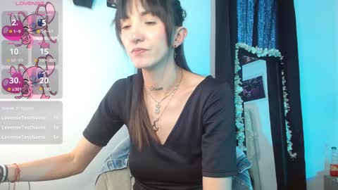 Snapshot of sakura_skinny chatting on 9, 1, 2025 Sakura Skinny online show from 9, 1, 2025