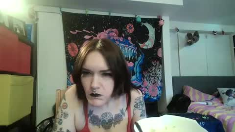 salemsslut online show from 20, 2, 2025