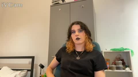 Sally Vae online show from 11, 7, 2026