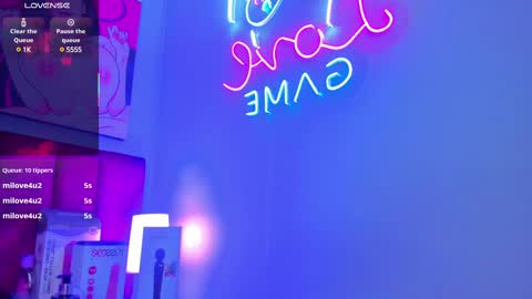 miss Sally online every night from 1am to 8am  Colombia time online show from 4, 3, 2025