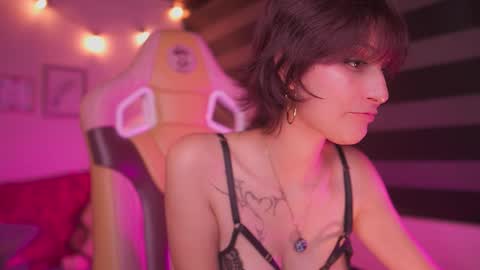 Snapshot of sallydennise chatting on 3, 12, 2024 SALLY online show from 3, 12, 2024