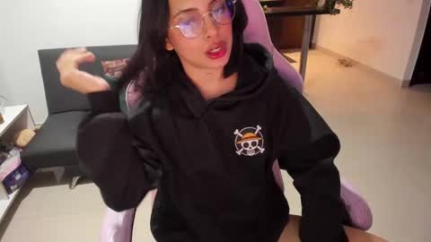 Snapshot of sallymaddoxx chatting on 16, 12, 2024 sallymaddoxx online show from 16, 12, 2024