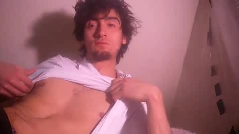 salmonman1305 online show from 8, 2, 2025