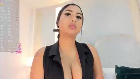   online show from 30, 10, 2025