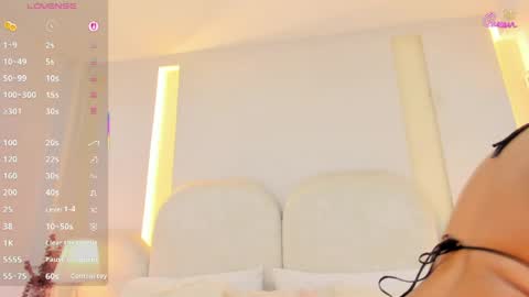 Snapshot of salomebell chatting on 5, 6, 2026 online show from 5, 6, 2026