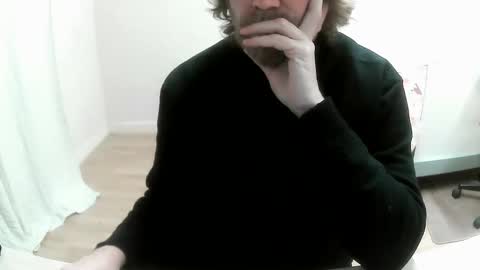 Snapshot of saltimbanquier chatting on 3, 12, 2024 Saltimbanquier Salt ou Banquier online show from 3, 12, 2024