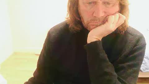 Snapshot of saltimbanquier chatting on 24, 10, 2025 Saltimbanquier Salt ou Banquier online show from 24, 10, 2025