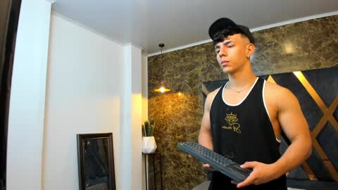 SALVATORE online show from 20, 1, 2025