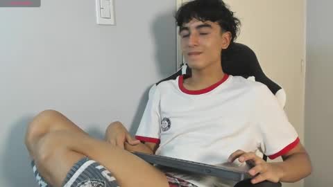 salvatore_montt online show from 25, 2, 2025