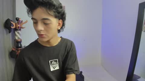 Snapshot of sam__cute chatting on 11, 1, 2025 sam__cute online show from 11, 1, 2025