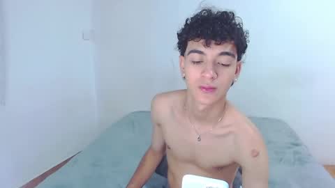 Snapshot of sam__cute chatting on 1, 10, 2025 sam__cute online show from 1, 10, 2025