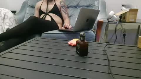 sam_love1985 online show from 19, 6, 2026