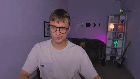 Sam online show from 16, 10, 2025