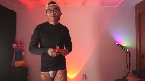 SAMUEL THOMPSON online show from 26, 4, 2026